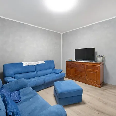 Casa Tovini شقة بيسوني