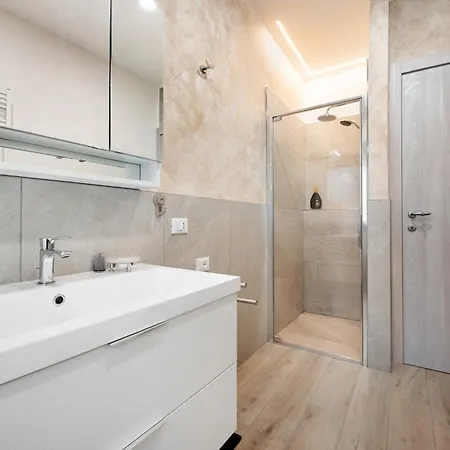 Casa Tovini شقة بيسوني